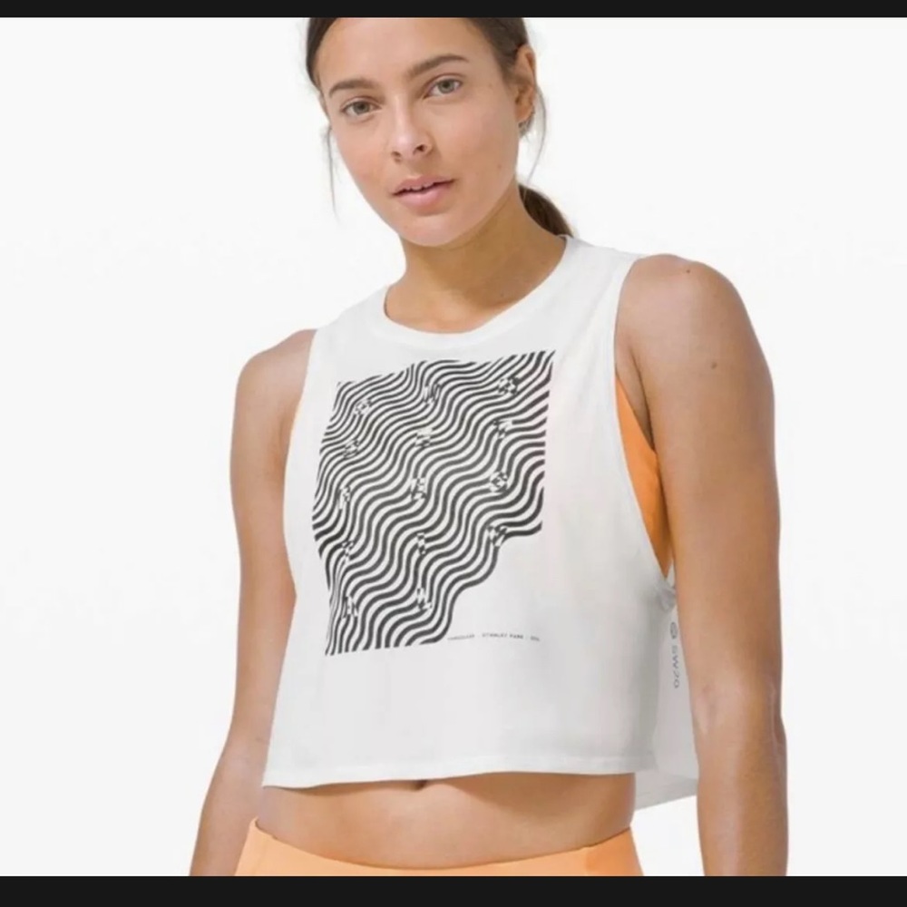 NWT White Lululemon Cut Back Crop Tank *SeaWheeze Size 6